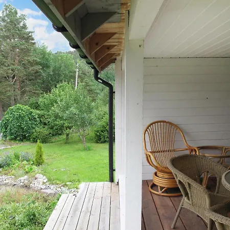 Holiday Smavik *